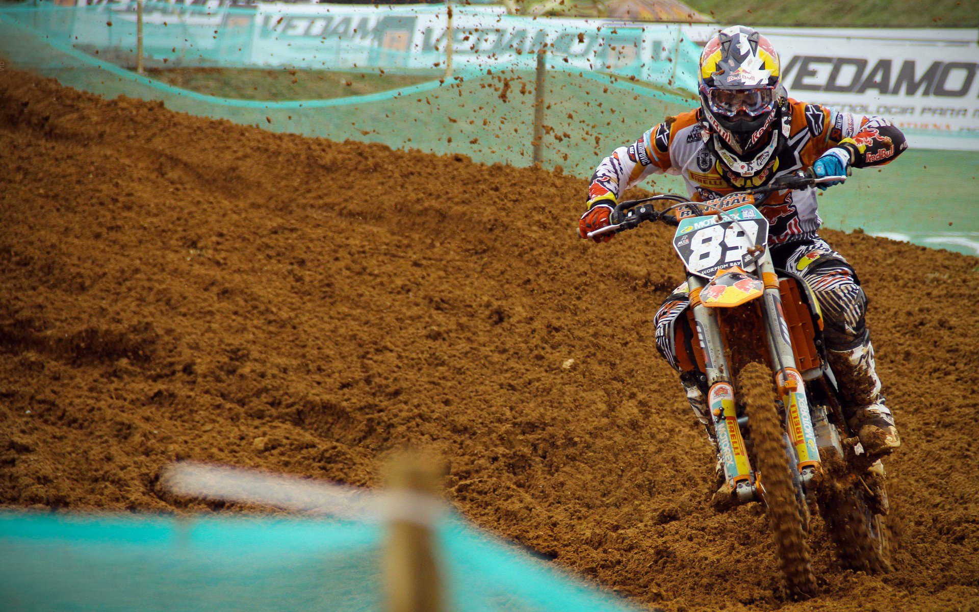 可持续发展：F1推动行业绿色转型，绿色可持续发展产业