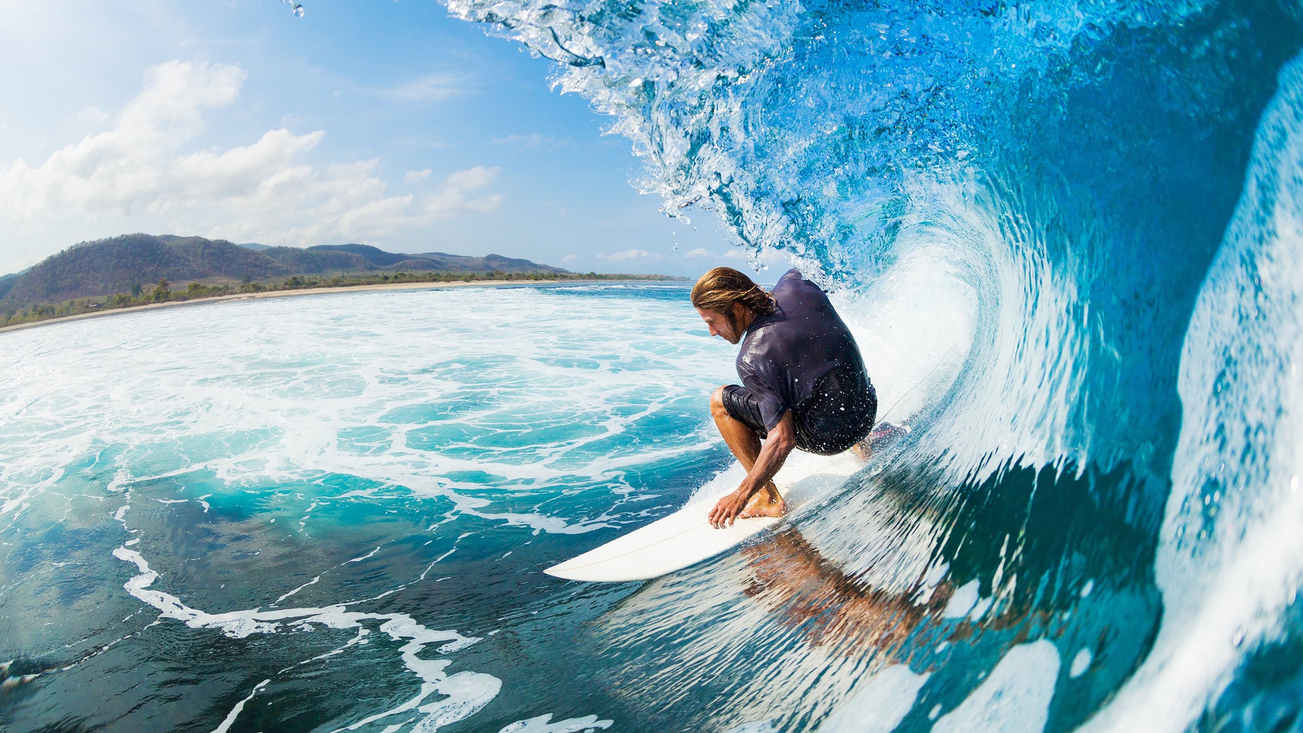 电竞选手如何提高技术:刻苦训练与经验积累,电竞选手平时怎么训练